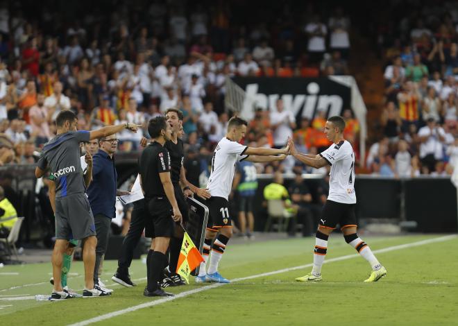 Rodrigo Moreno fue ovacionado tras ser sustituido. (Foto: David González)