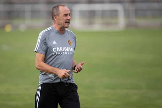 Víctor Fernández en el entrenamiento (Foto: Daniel Marzo).