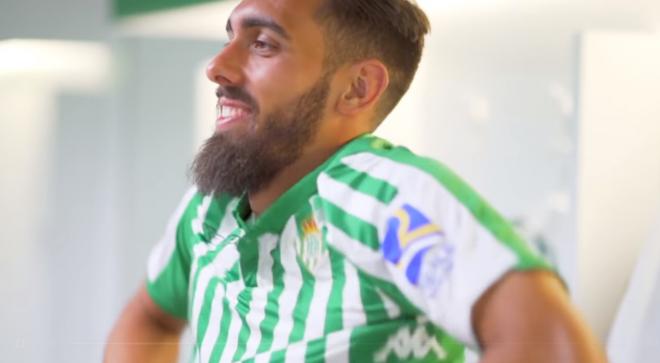 Borja Iglesias, durante su primer día con el Betis.