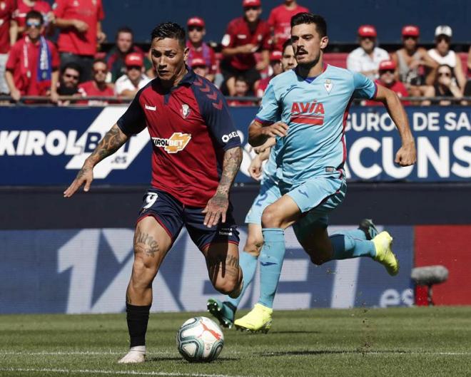 Chimy Ávila y Sergio Álvarez, durante el encuentro.