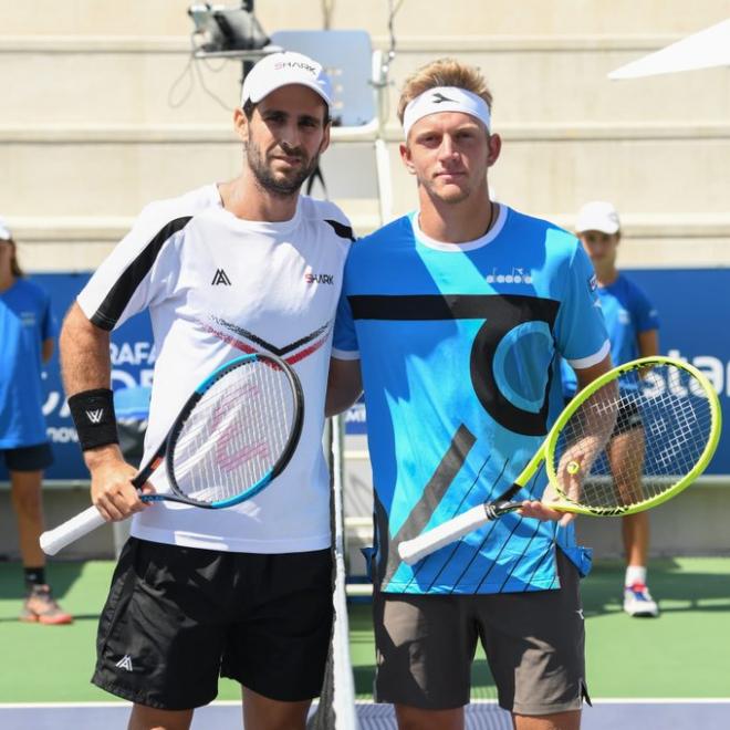 Adrián Menéndez y Davidovich, antes del partido (@rnadalacademy).