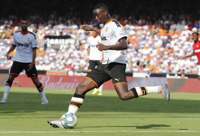 Diakhaby ha sido el último en caerse de la convocatoria del Valencia por lesión (Foto: David González).