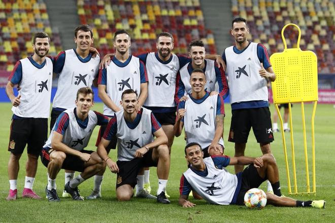 Rodrigo Moreno sonríe con la selección española
