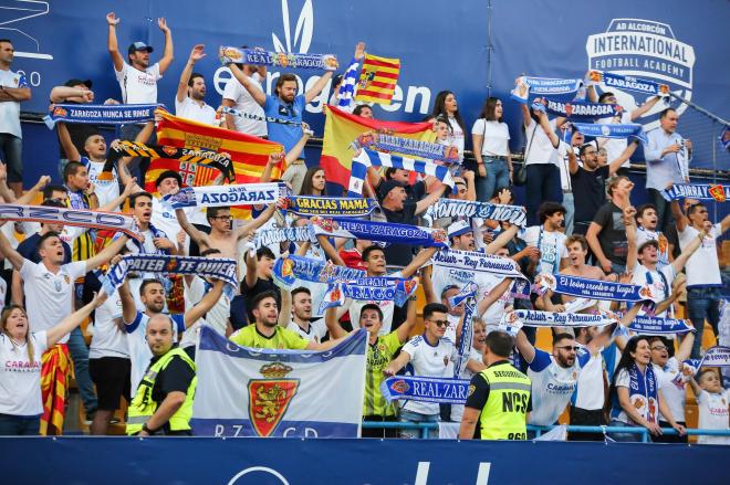 Imagen de la afición del Real Zaragoza en Alcorcón (Foto: Real Zaragoza).