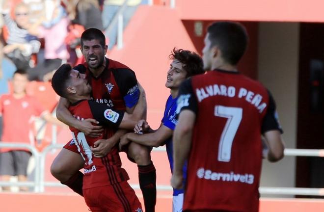 El Mirandés, celebrando un gol ante el Oviedo (Foto: LaLiga).