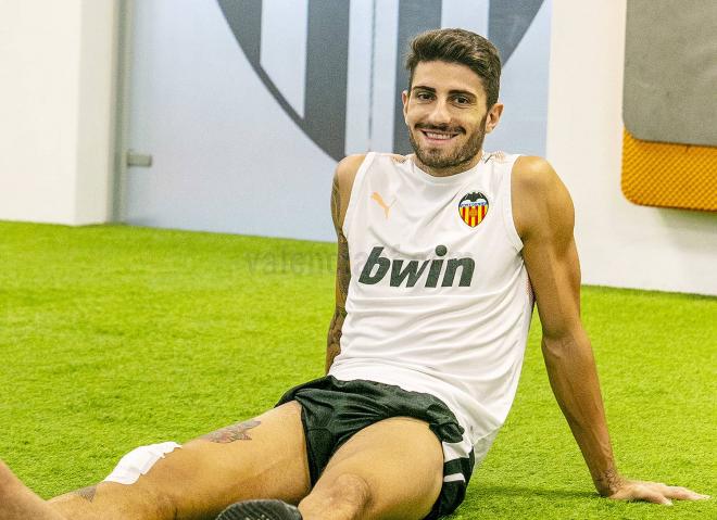 Cristiano Piccini comparte su rutina diaria en sus redes sociales (Foto: Valencia CF)