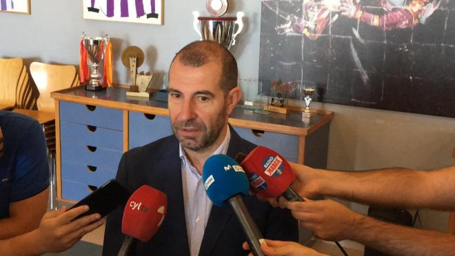 David Espinar, este jueves en la Residencia de Jugadores del Real Valladolid.
