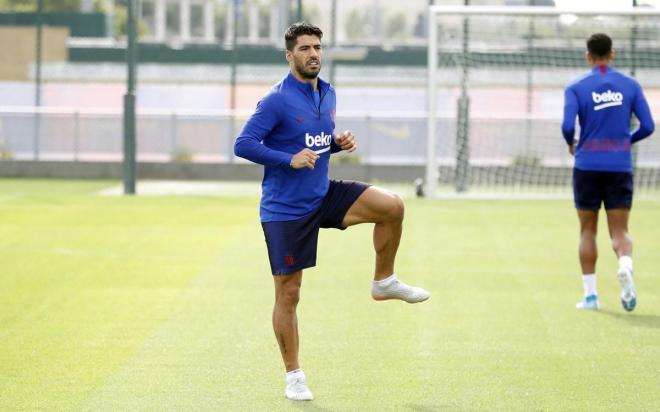 Suárez, durante un entrenamiento (Foto: FCB).