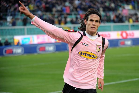 Cavani lució el dorsal '7' en el Palermo.