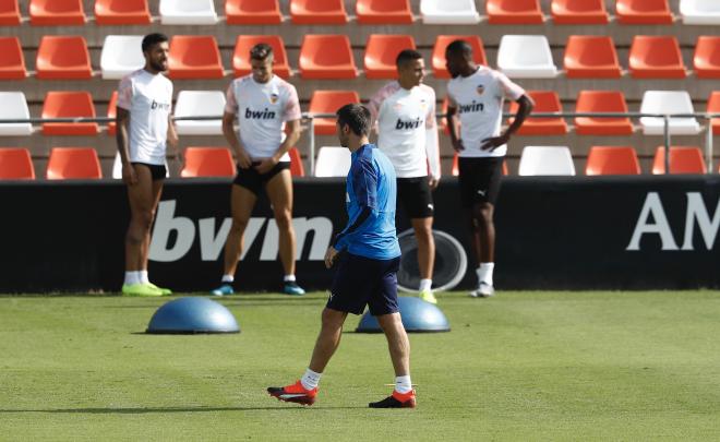 Entrenamiento del Valencia CF previo a enfrentarse al Chelsea (Foto: David González)