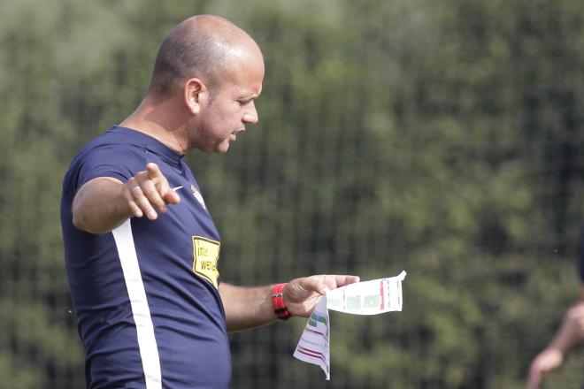 Entrenamiento Real Sporting que dirige José Alberto (Foto: Luis Manso).