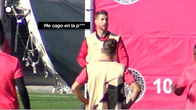 Sergio Ramos, insultando a Reguilón.