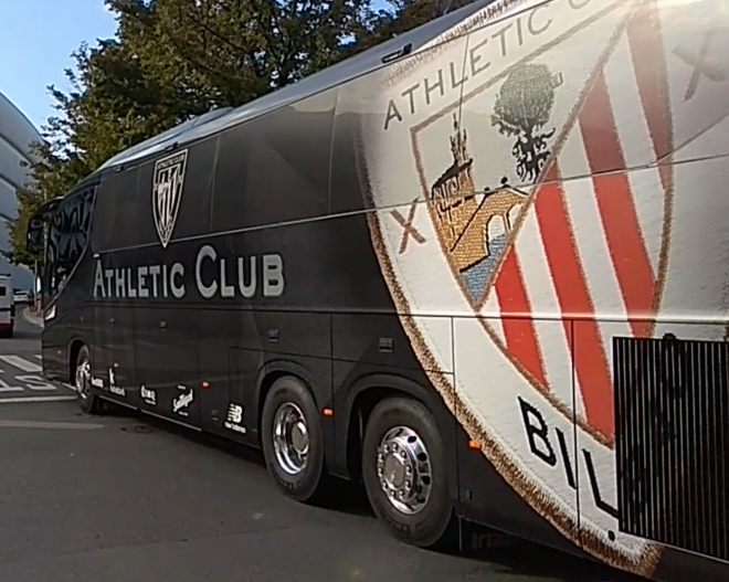 El autobús del Athletic Club llevará al equipo a Loiu.
