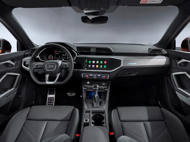 Audi Q3 interior