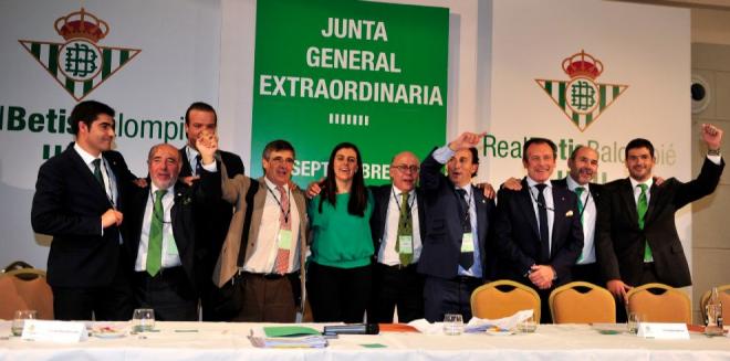 Consejo de Ahora Betis Ahora (Foto: Kiko Hurtado).