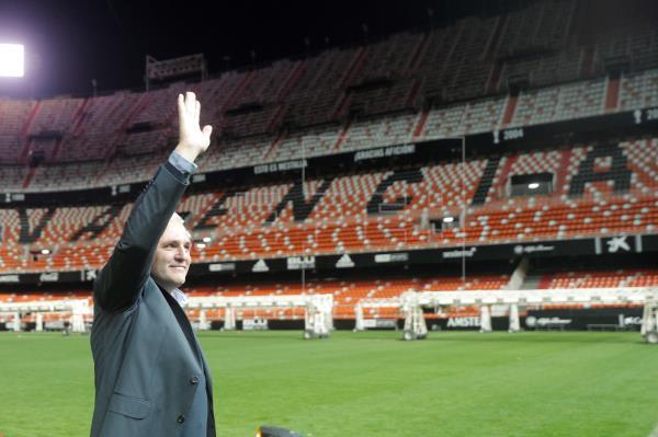 Santiago Cañizares, exportero internacional del Valencia Cf y del Real Madrid