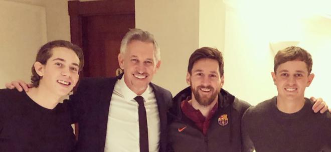 Gary Lineker junto a Leo Messi. (Foto: @garylineker).