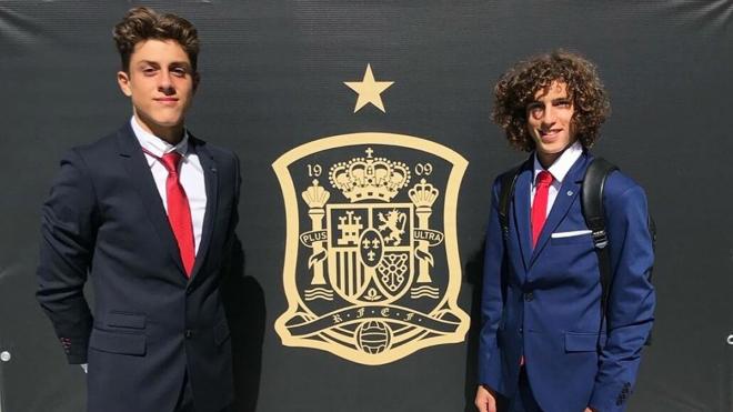 César y Carril, con la sub 17.