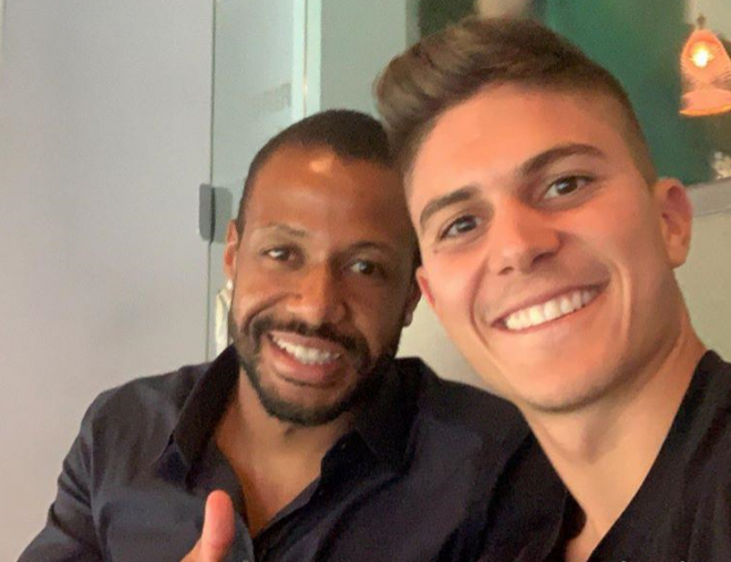 Pinchi, junto a Sidnei en el Benito Villamarín para ver el Betis-Levante (Foto: Instagram).