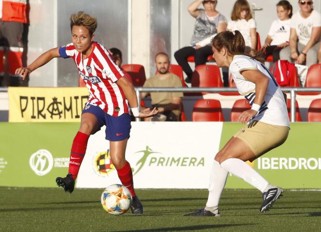 Amanda Sampedro, jugando con el Atlético de Madrid (Foto: ATM).