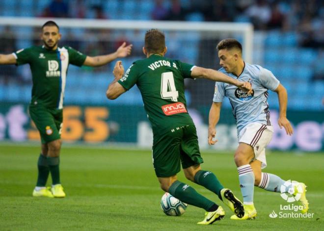 Fran Beltrán, durante el Celta-Espanyol en Balaídos (Foto: LaLiga).