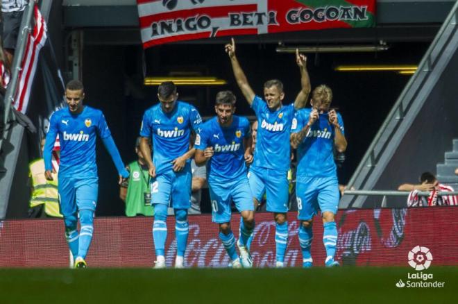 Cheryshev celebra el 0-1 en el Athletic-Valencia (Foto: LaLiga)