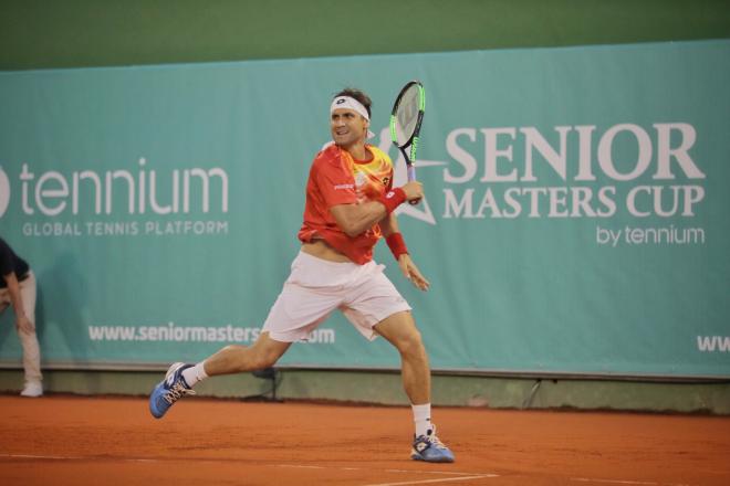 Ferrer fue una roca en el primer set.