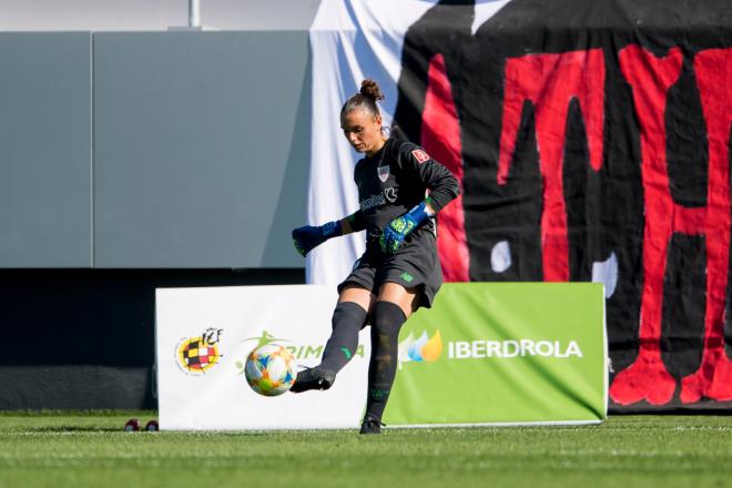 La portera Andrea de la Nava durante el partido ante el Deportivo (Foto: Athletic Club).