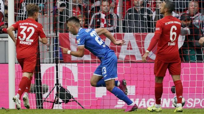 Adamyam celebrando el tanto ante el Bayern.