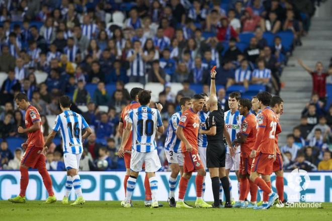 Diego Llorente cumplirá sanción tras su expulsión en la segunda parte del Real Sociedad-Getafe (Foto: LaLiga).