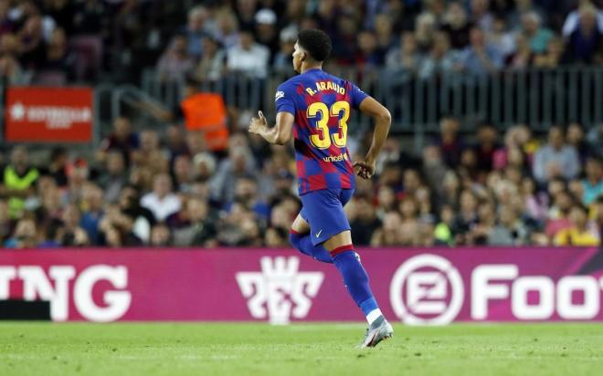 Araujo, en su estreno como jugador del FC Barcelona.