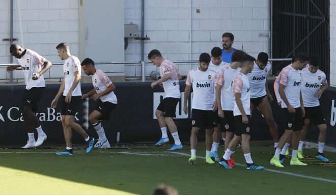 Celades comienza a construir su Valencia CF (Foto: David González)