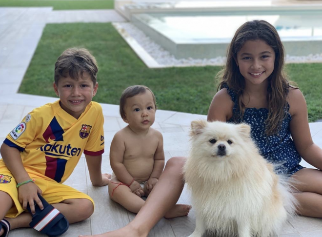Los hijos de Luis Suárez, en su casa de Barcelona (Foto: Instagram).
