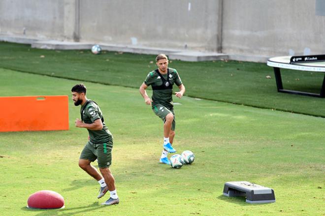 Joaquín y Fekir, en un entrenamiento (Foto: Kiko Hurtado).