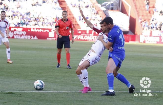 Christian, durante un lance del partido entre el Albacete y el Real Oviedo (Foto: LaLiga).
