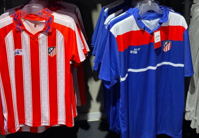 Las nuevas camisetas del Atlético.