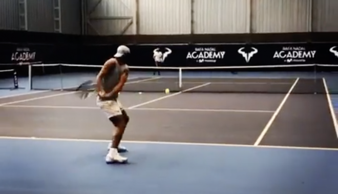 Rafa Nadal, entrenando en su academia.