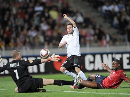 Mata marcó ante el Lille en 2009 (Foto: FIFA)