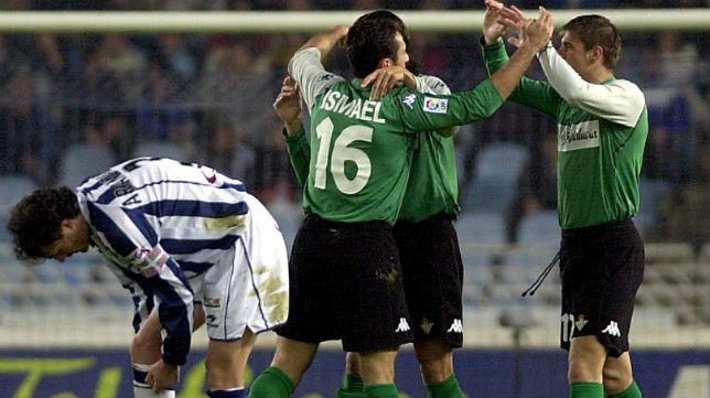 Joaquín celebra un gol con sus compañeros.