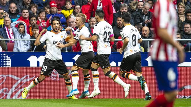 Parejo celebra un gol en el Atlético-Valencia (Foto: Lázaro de la Peña / Valencia CF)
