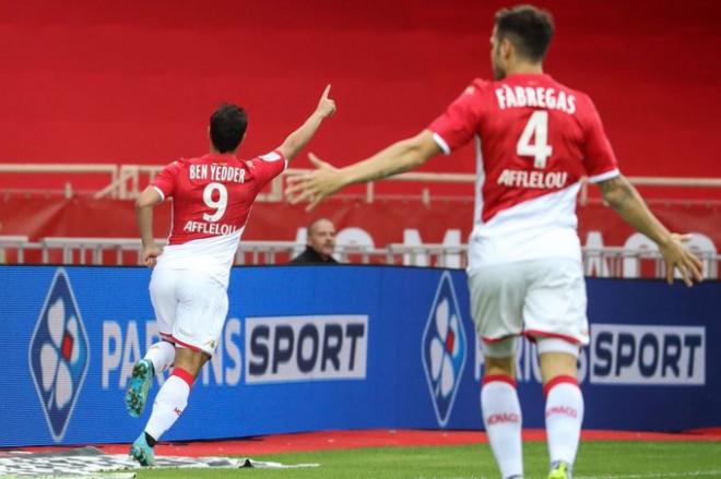 Ben Yedder celebra su primer gol al Rennes.