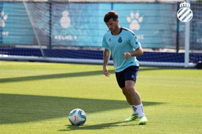 Piatti, durante un entrenamiento con el Espanyol (Vía RCD Espanyol).