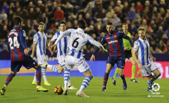 Campaña y Mayoral en el último partido contra la Real Sociedad. (Foto: LaLiga)