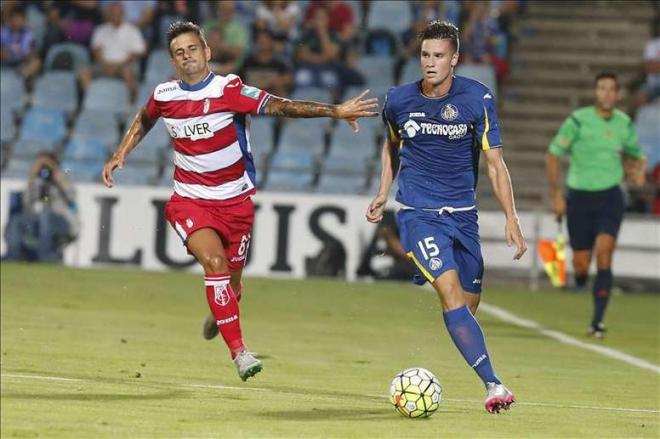 Vigaray en un partido con el Getafe en Primera división (Foto: BeSoccer).