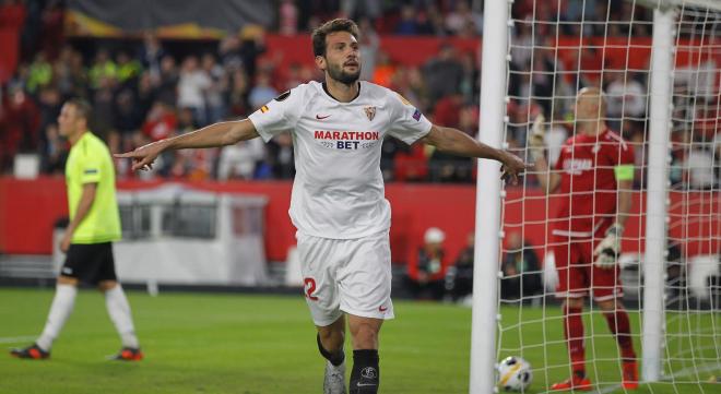 Franco Vázquez celebra su primer gol en el Sevilla-Dudelange. (Foto: Kiko Hurtado).