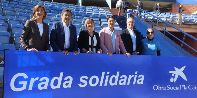 Grada solidaria del estadio Nuevo Colombino. (@recreoficial)