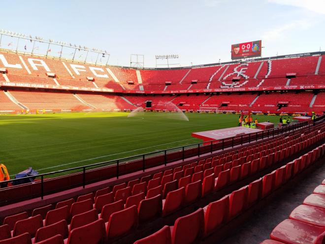 Así luce el estadio Ramón Sánchez-Pizjuán antes del Sevilla-Getafe de LaLiga Santander.