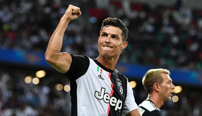 Cristiano Ronaldo celebra un gol con la Juventus en Italia.