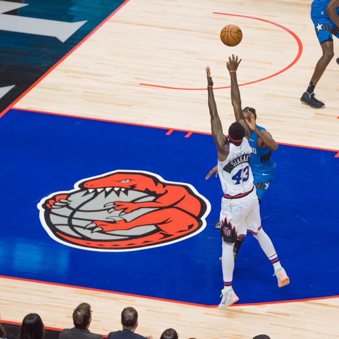 Los Raptors se impusieron en un trabajado partido a los Magic (Foto: @Raptors).