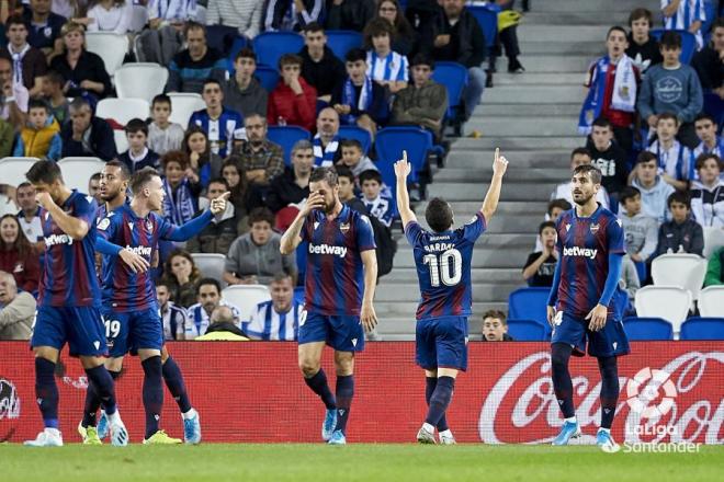 Bardhi celebra su gol en el Real Sociedad-Levante (Foto: LaLiga).